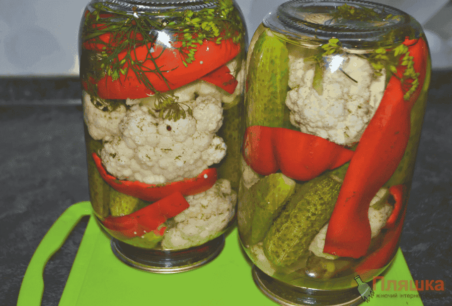 Мариноване овочеве асорті на зиму: рецепт з приправою для консервацій