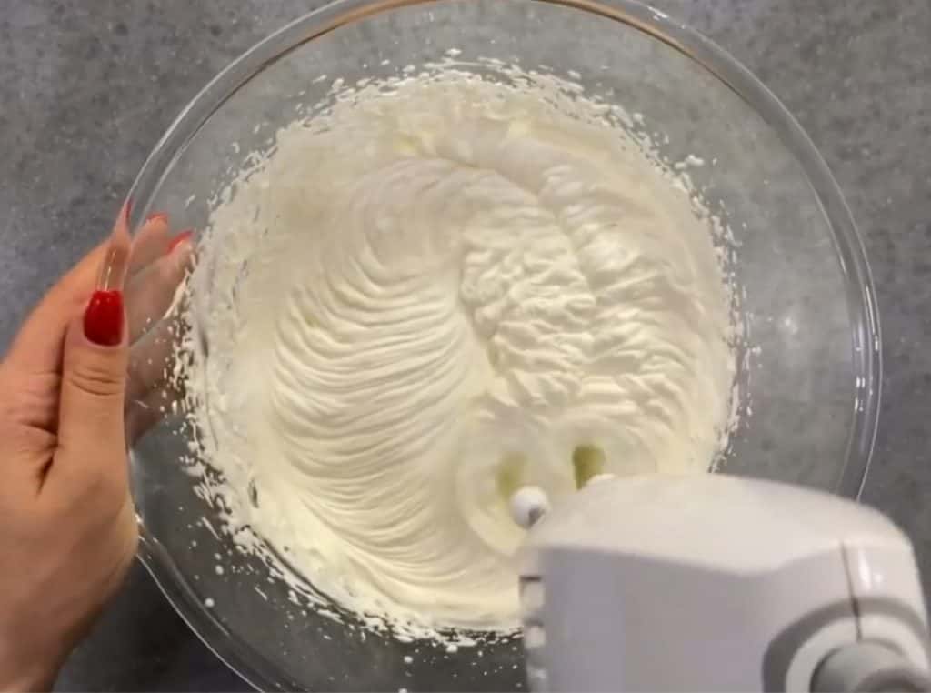 Торт «Шоколадно-банановий» - рецепт дуже смачного і ароматного десерту