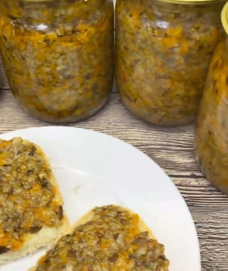 Грибна ікра на зиму: простий рецепт смачної консервації