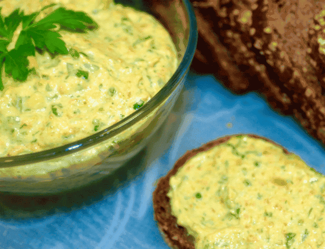 Закуска з кабачків і плавленими сирками: простий і смачний рецепт