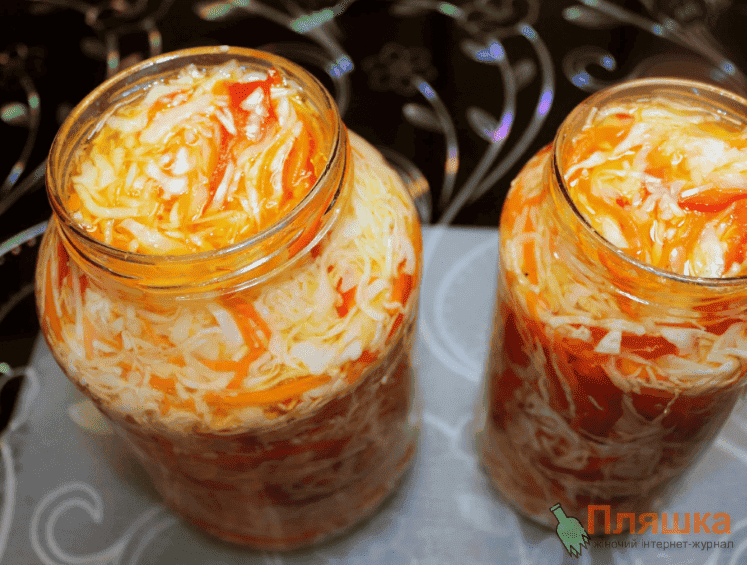 Маринована капуста швидкого приготування: виходить хрумка і смачна