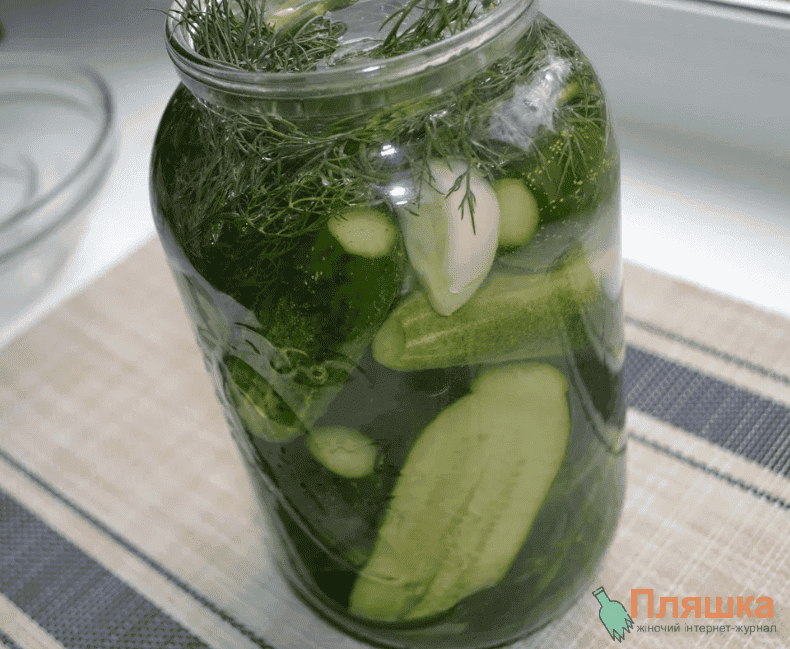 Швидкі малосольні огірочки, які завжди виходять хрусткими: старий перевірений рецепт, мій улюблений