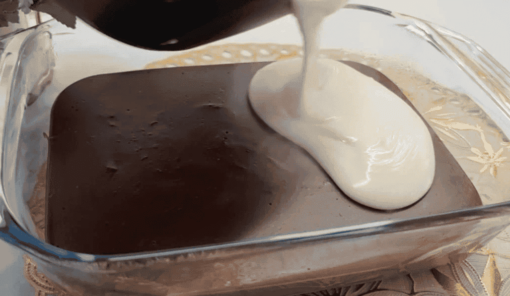 Смачний і неймовірно ніжний десерт з борошна та молока: без випічки та желатину