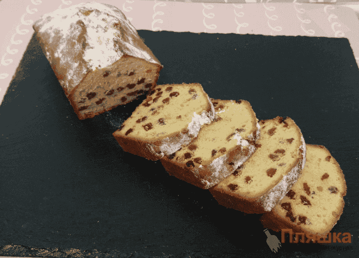 Знаменитий кекс "Столичний" з родзинками: ароматний, довго не черствіє, з кожним днем ​​стає тільки смачніше