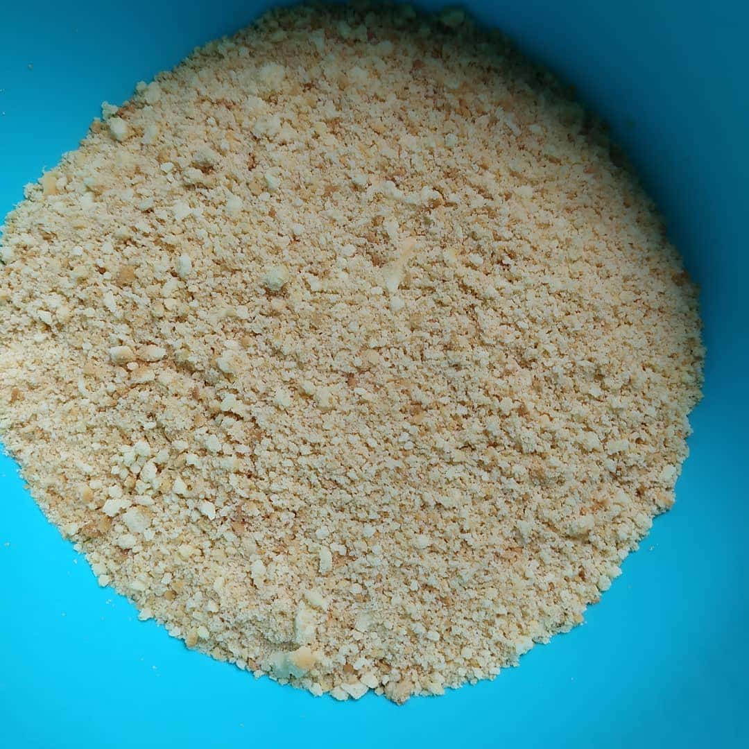 Шоколадна ковбаска як в дитинстві: простий рецепт неймовірно смачного десерту