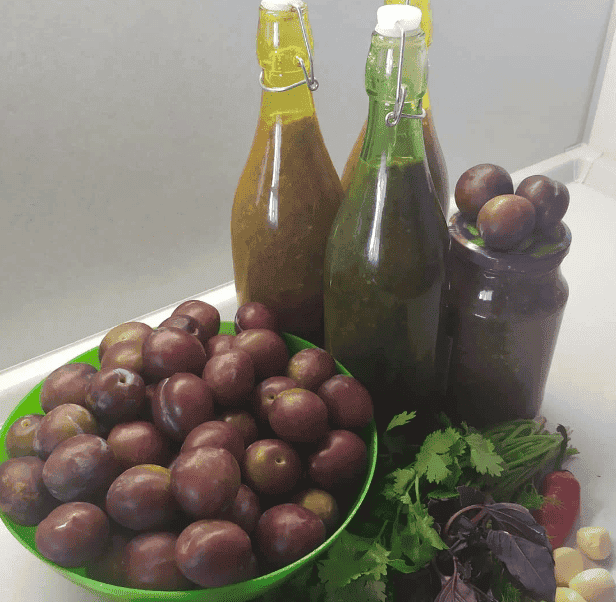 Сливовий соус ткемалі на зиму: шикарний рецепт грузинського соусу до м'яса