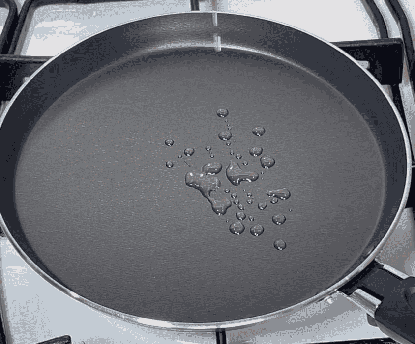 Торт "Медовик" за 30 хвилин: смачний рецепт без розкачування коржів і без духовки