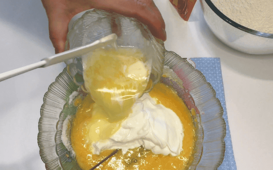 Домашні ніжні пряники на сметані: простий і доступний рецепт, а на виході "гора" смакоти