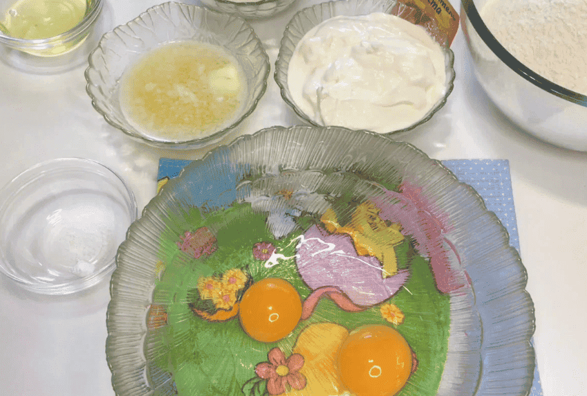 Домашні ніжні пряники на сметані: простий і доступний рецепт, а на виході "гора" смакоти