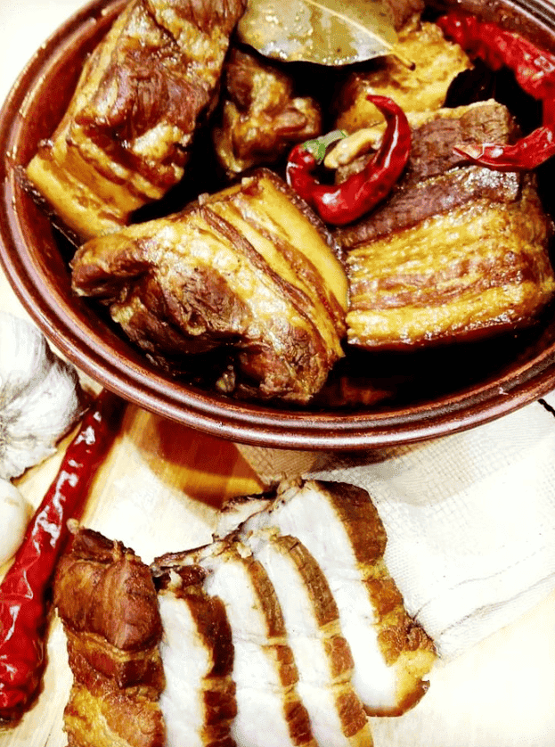 Грудинка в соєвому соусі: неймовірно смачний та простий рецепт