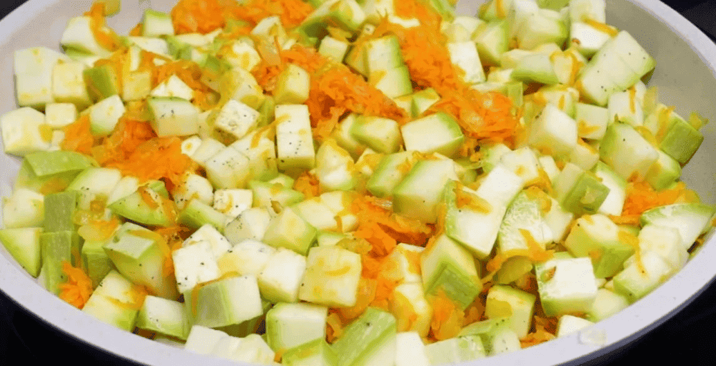 «Така закуска з кабачків пропадає зі столу миттєво»: неймовірно смачно і просто