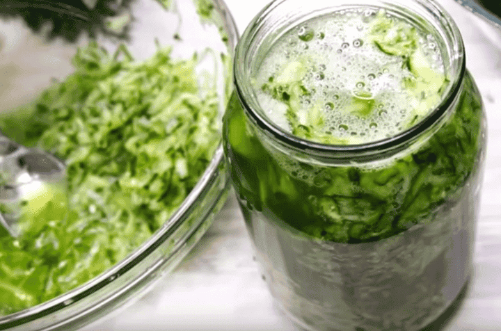 Солоні огірки у власному соку: рецепт без оцту та стерилізації на зиму