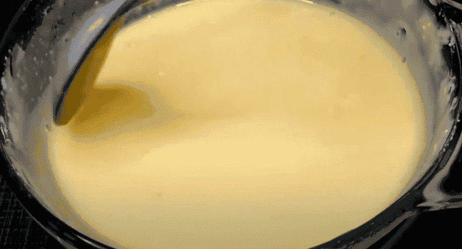 Домашній плавлений сир за 15 хвилин: розкажу чому де в кого сир не виходить, навіть із домашнього сиру