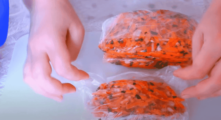 Універсальна овочева заправка без варіння та стерилізації: 2 варіанти приготування