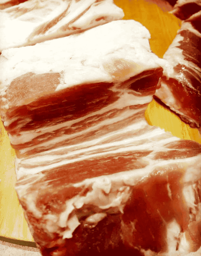 Грудинка в соєвому соусі: неймовірно смачний та простий рецепт