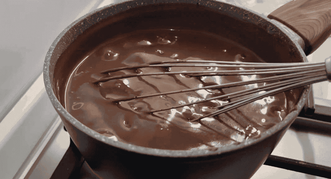 Смачний і неймовірно ніжний десерт з борошна та молока: без випічки та желатину