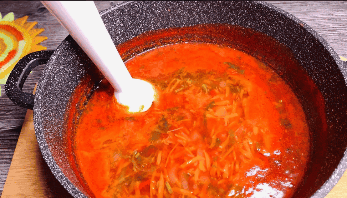 Найсмачніший соус "Пассата" з помідорів на зиму: додасть яскравих смакових фарб улюбленим стравам, ділюсь рецептом