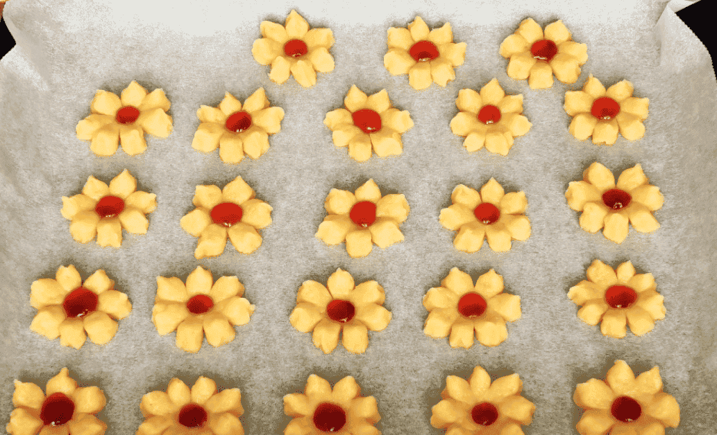 Найпростіше бюджетне печиво на розсолі: цікаве, дуже смачне, з ніжною хрусткою скоринкою і м'якеньке всередині (пісний рецепт)