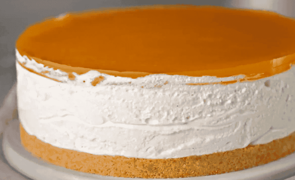 Смачний чізкейк із апельсиновим желе всього за 15 хвилин: швидкий десерт без випічки