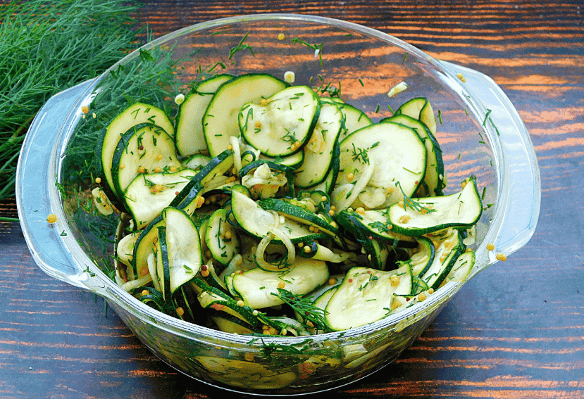 Цю смакоту з кабачків готую майже щодня: дуже вдалий рецепт салату або як самостійної страви