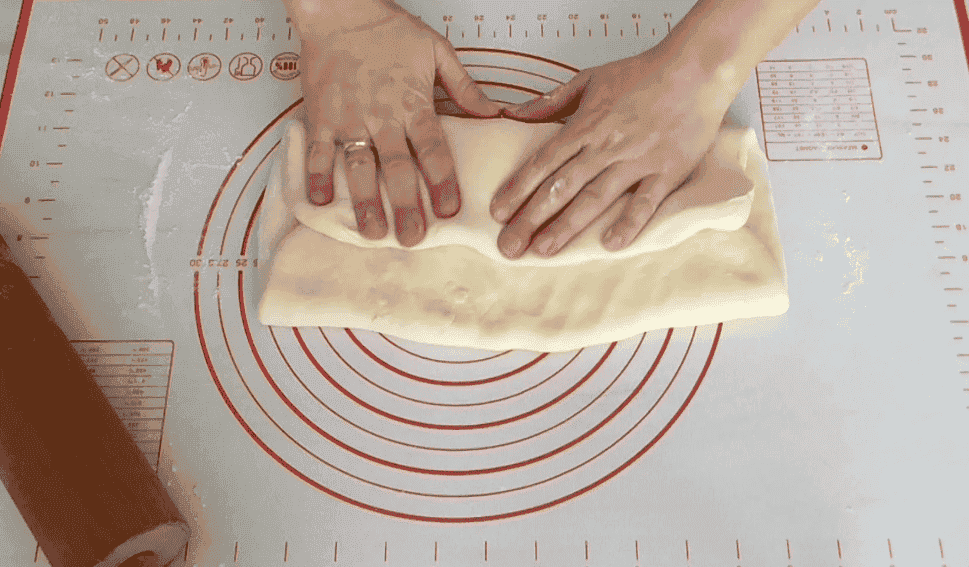 Рецепт домашнього листкового тіста: готується швидко і просто з доступних інгредієнтів (цей рецепт повинен бути у кожної господині)