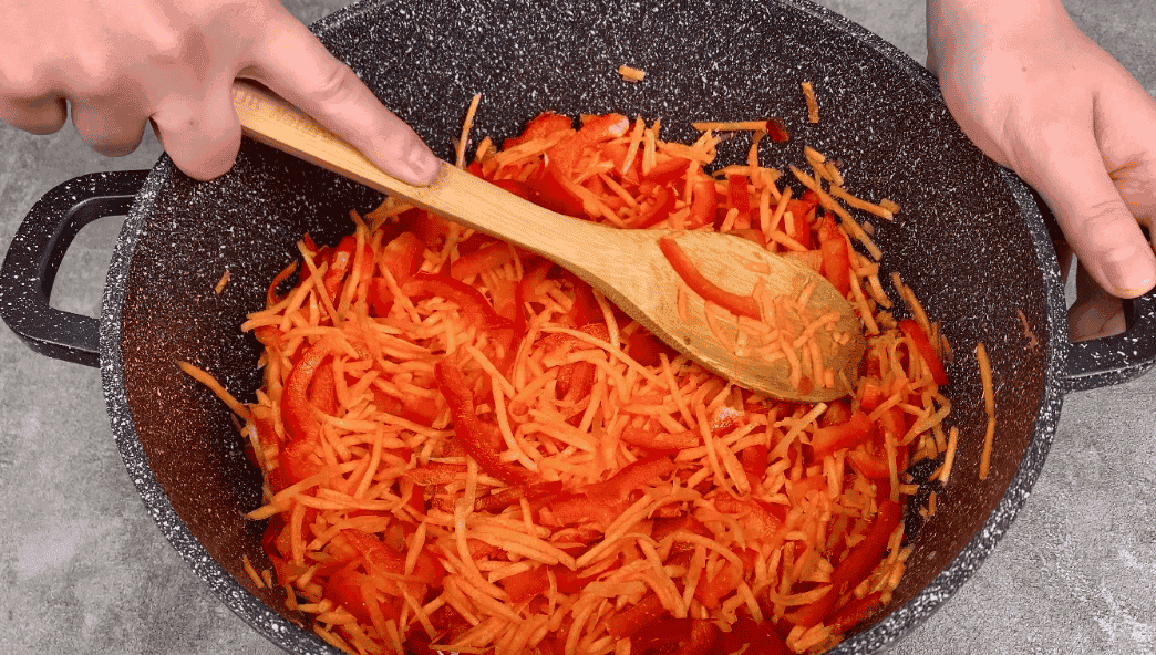 Салат з баклажанами на зиму: неймовірно смачний рецепт, раджу закривати побільше