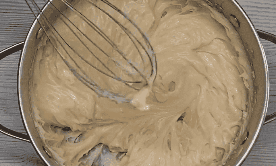 Неймовірно смачний шоколадний торт без випічки: готується швидко із простих продуктів (навіть не думала, що це так легко)