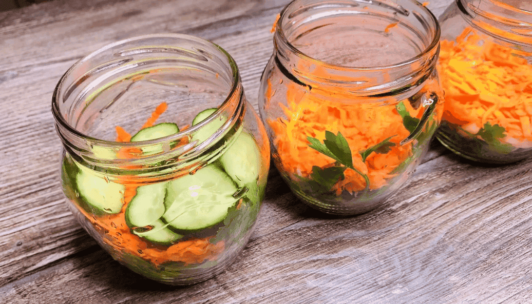 Овочева заготовка на зиму "Смак літа": їмо свіжий ароматний салат цілий рік (ділюсь шикарним рецептом)