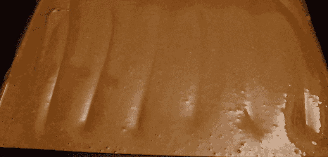 Шоколадні тістечка з ніжним кремом: проста та дуже смачна випічка до чаю