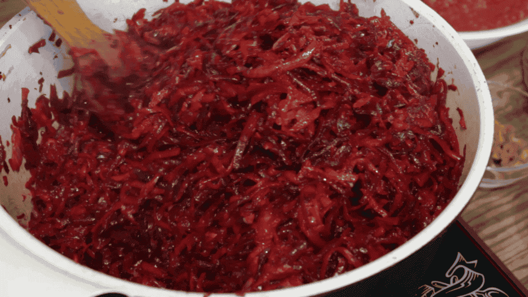 Дуже смачна і вдала борщова заправка на зиму: суперовий рецепт, який виручає, взимку борщ насиченого кольору і готую його за лічені хвилини