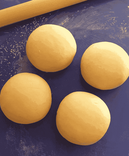 Пісочні трубочки з повидлом: дуже проста, бюджетна і неймовірно смачна випічка до чаю, діти в захваті