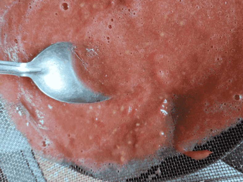 Цибуля в томатному маринаді на зиму: для тих хто просив рецепт "куди діти цибулю", супер заготовка виявилась, зробила на пробу всім так сподобалось, роблю ще