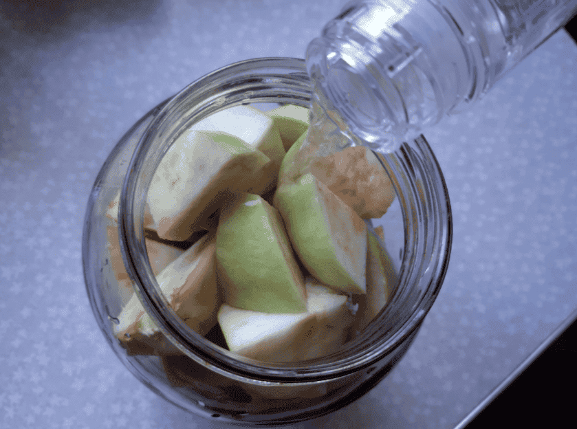 Домашня настойка на яблуках "Антонівка": 3 простих рецепти, як зробити напій смачнішим і ароматнішим, ділюсь з Вами