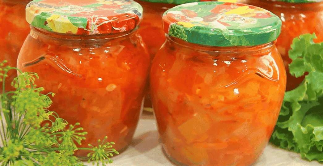 Салат із кабачків на зиму "Пальчики оближеш": простий та смачний рецепт заготовки від моєї сусідки, я спробувала і собі закрила