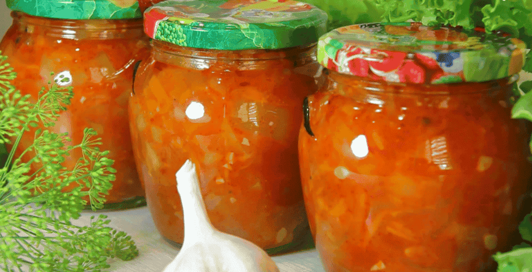 Салат із кабачків на зиму "Пальчики оближеш": простий та смачний рецепт заготовки від моєї сусідки, я спробувала і собі закрила