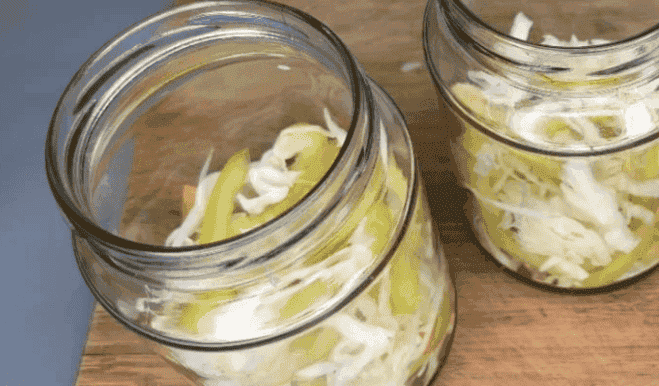 Неймовірно смачне "Овочеве асорті" з капустою на зиму: супер рецепт, коли не знаю куди дівати літню капусту, роблю цю обов'язкову щорічну заготовку