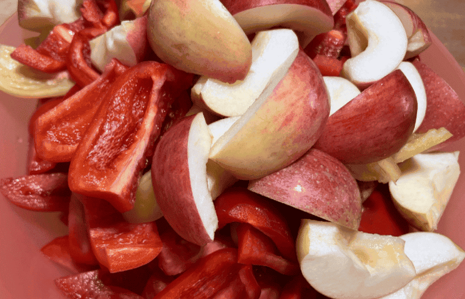 Овочево-фруктова ікра на зиму: старий рецепт перевірений роками, за яким у нашій сім'ї готують щороку, дуже смачна заготовка