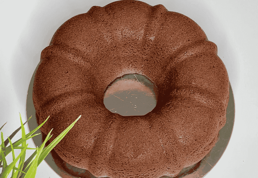 Дуже смачний шоколадний кекс на сметані: простий і швидкий у приготуванні, лише з доступних інгредієнтів