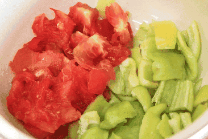 Рецепт огіркової ікри на зиму: якщо маєте багато перерослих огірків і не знаєте куди їх діти, тоді робіть таку смачну заготовку