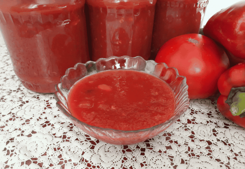 Томатний соус «Український з часником» на зиму: простий та легкий у приготуванні рецепт, який давно полюбився і прижився в нашій родині