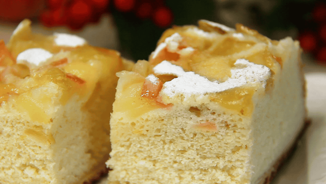 Пишний, ніжний, м'якенький бісквітний пиріг з яблуками: найпростіший, завжди вдалий рецепт - продукти тільки доступні, а яка смакота виходить