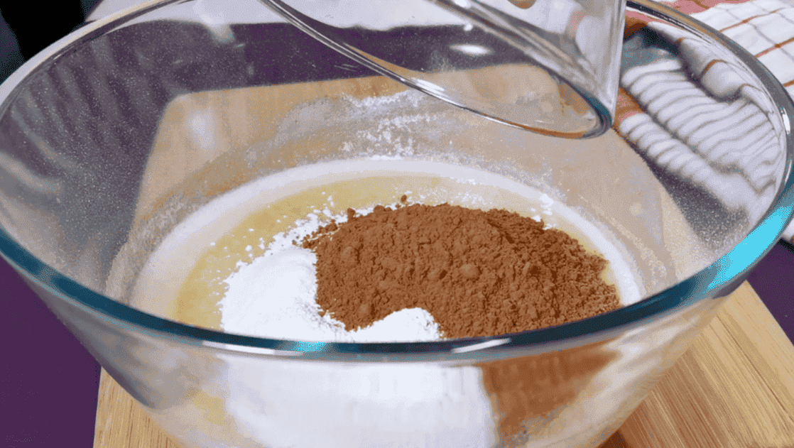 Простий шоколадний пиріг до чаю: рецепт із кабачками, випічка виходить просто фантастична - ніжна, соковита і неймовірно смачна