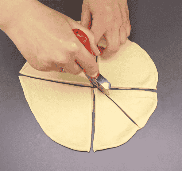 М'якенький здобний пиріг "Хризантема": дуже смачно і ніжно, тісто завжди вдале, міняю начинки та щоразу отримую новий смак