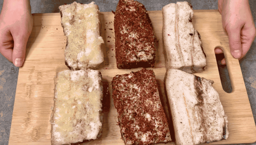 Показую, як я солю сало сухим посолом: просто, без клопоту та неймовірно смачно (шикарна закуска на всі випадки життя)