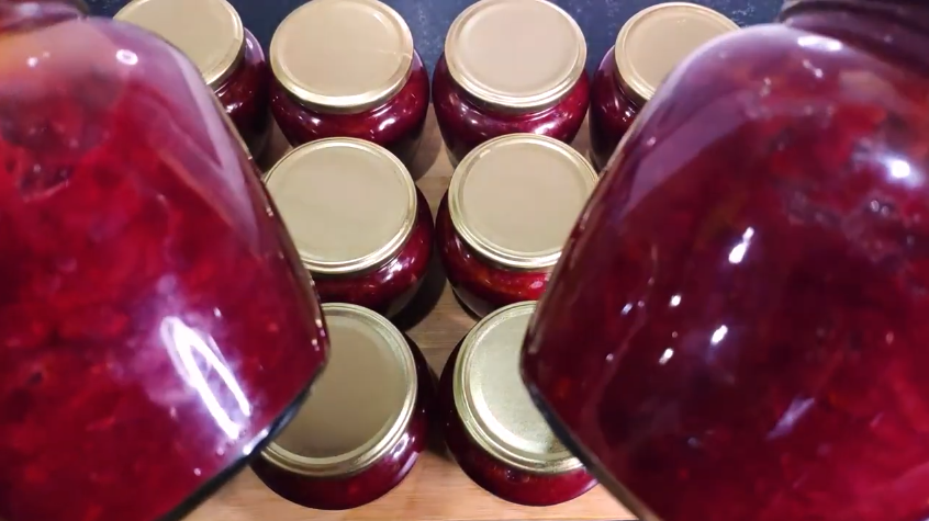 Як смачно заготовити буряк на зиму: рецепт легкий, ну просто знахідка, в складі лише буряк, така заготовка взимку виручає не раз - дуже рекомендую