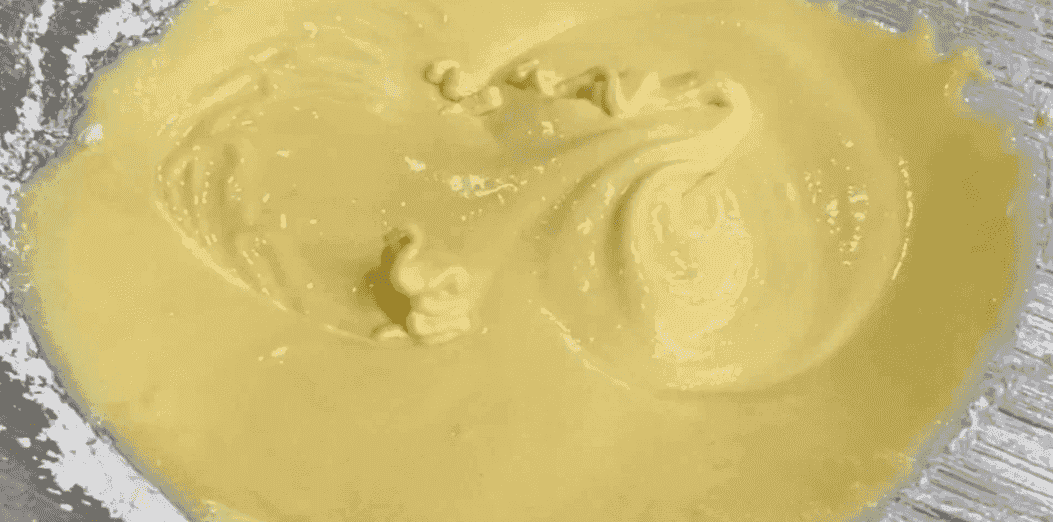 "З такою смакотою і торта не треба – шматочок буквально тане у роті": йогуртовий пиріг без борошна (недорогий десерт із простих продуктів)