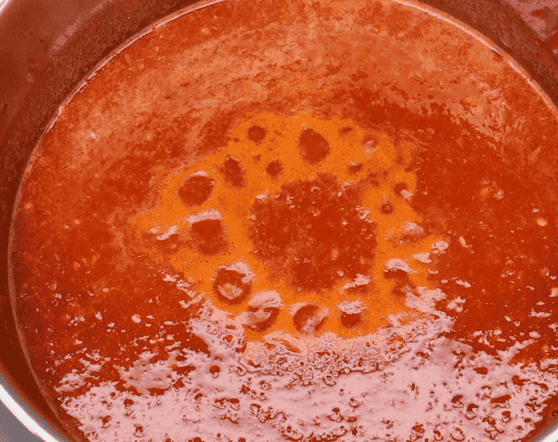 Тільки у вересні вона виходить найсмачніша: густа, гостренька АДЖИКА без оцту, без стерилізації, без помідорів, зберігаю у шафі, соус підходить до багатьох страв