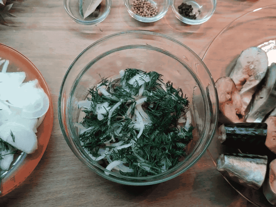 Дуже смачна малосольна скумбрія: цим рецептом поділилась зі мною сестра із Полтави. Готуємо "Сагудай зі скумбрії" в домашніх умовах