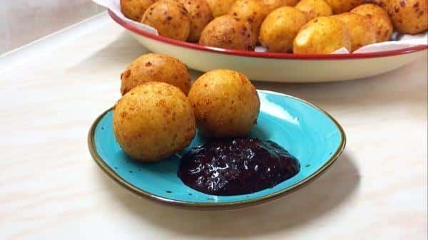 f37bd26dca41c55dbbc15bb9634bde39