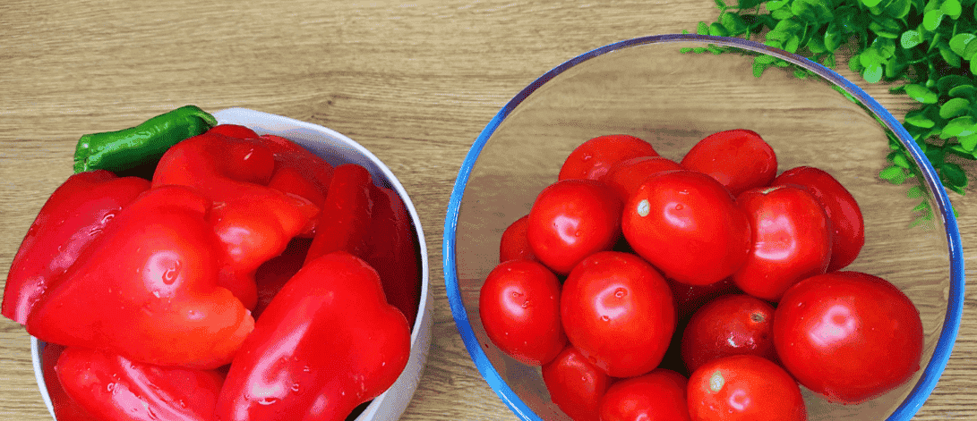 Готуємо болгарський перець "Червона шапочка" на зиму: один з найвдаліших рецепт перців у томатній заливці який я тільки пробувала